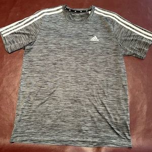 Adidas Grey Short Sleeve Active Shirt size Medium
